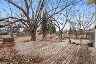 7624 Daleview Dr, Brooklyn Park, MN 55443 - Photo 33