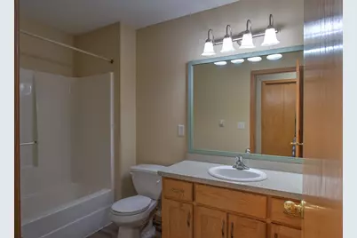 2185 Cleveland Way S, Cambridge, MN 55008 - Photo 11