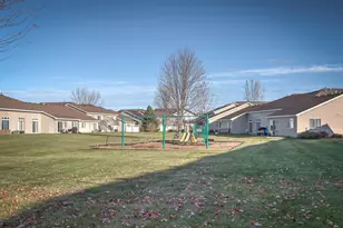 2185 Cleveland Way S, Cambridge, MN 55008 - Photo 23