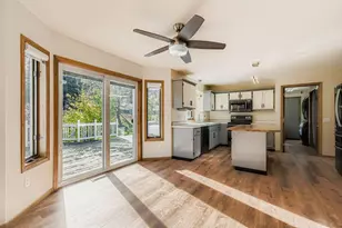 4291 W 150th St, Savage, MN 55378 - Photo 5