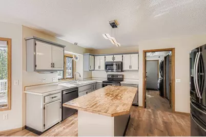 4291 W 150th Street, Savage, MN 55378 - Photo 7