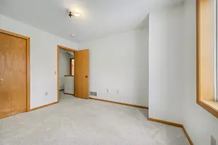 15329 Greenhaven Ln, Burnsville, MN 55306 - Photo 19