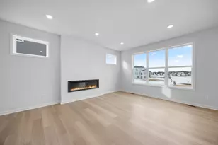 15812 Granada Ave N, Hugo, MN 55038 - Photo 7