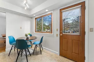 10524 Xerxes Ave S, Bloomington, MN 55431 - Photo 5