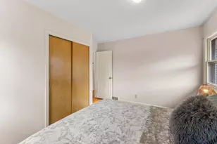 10524 Xerxes Ave S, Bloomington, MN 55431 - Photo 27