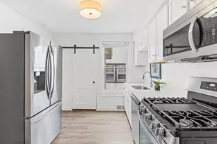 4323 Wentworth Ave, Minneapolis, MN 55409 - Photo 11