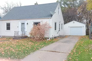 1108 Oakdale Ave, West Saint Paul, MN 55118 - Photo 1