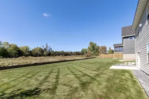 20105 Glenbrook Path, Lakeville, MN 55044 - Photo 63