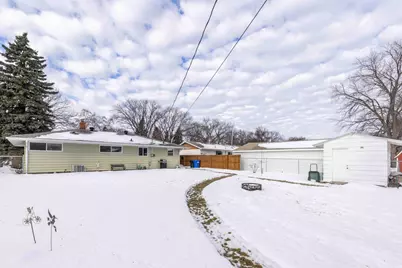 1834 14 1/2 Street S, Fargo,  58103 - Photo 9