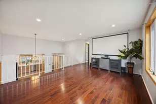 10485 Lee Dr, Eden Prairie, MN 55347 - Photo 9