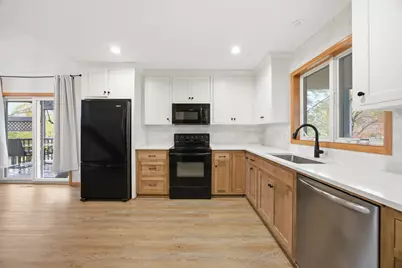 10485 Lee Drive, Eden Prairie, MN 55347 - Photo 5