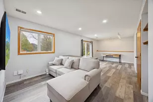 10485 Lee Dr, Eden Prairie, MN 55347 - Photo 17