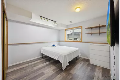 10485 Lee Drive, Eden Prairie, MN 55347 - Photo 19