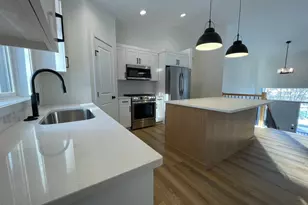 2153 Ponderosa Pl SW, Rochester, MN 55902 - Photo 5