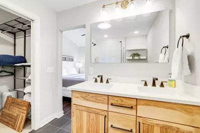 25/15 Waseca Avenue, Tonka Bay, MN 55331 - Photo 23