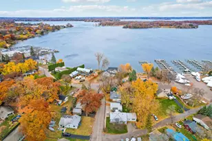 25/15 Waseca Ave, Tonka Bay, MN 55331 - Photo 1