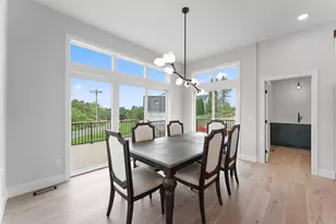 4950 Parkside Cir, Eagan, MN 55123 - Photo 9