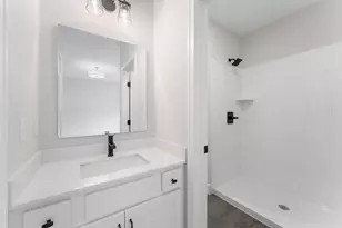 4950 Parkside Cir, Eagan, MN 55123 - Photo 29