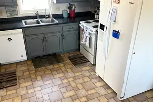 180 Brown Ave S, Annandale, MN 55302 - Photo 9