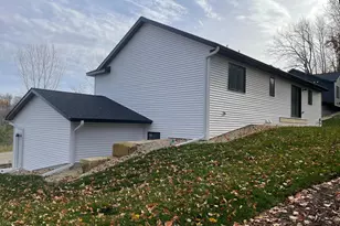 2141 Ponderosa Pl SW, Rochester, MN 55902 - Photo 25