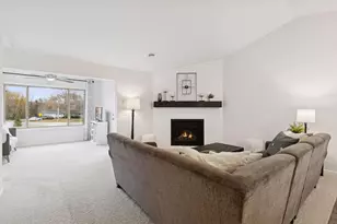 4005 Iris Ct, Rockford, MN 55373 - Photo 9