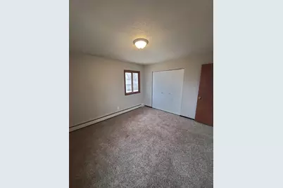 725 S 9th Street #6, Bird Island, MN 55310 - Photo 11