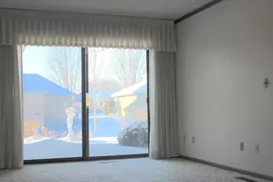 520 Graham St SW, Hutchinson, MN 55350 - Photo 9