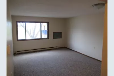 701 N 7th Street #107, Olivia, MN 56277 - Photo 5