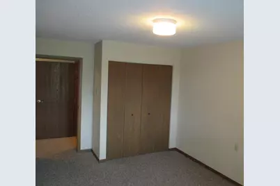 701 N 7th Street #107, Olivia, MN 56277 - Photo 5