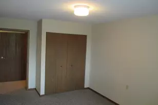 701 N 7th St, Olivia, MN 56277 - Photo 5