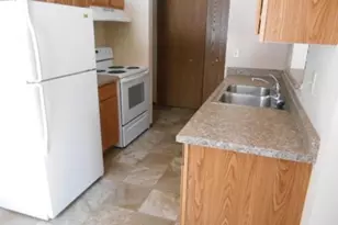 701 N 7th St, Olivia, MN 56277 - Photo 3