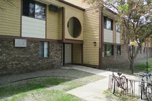 701 N 7th St, Olivia, MN 56277 - Photo 9