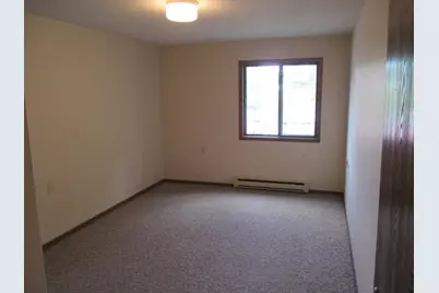 701 N 7th Street #107, Olivia, MN 56277 - Photo 7