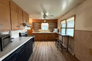 409 W 3rd St, Madison, MN 56256 - Photo 9