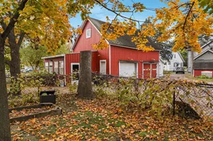 530 Hobart St, Eau Claire, WI 54703 - Photo 3