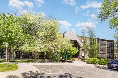 6085 Lincoln Drive #220, Edina, MN 55436 - Photo 15