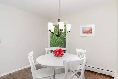 6085 Lincoln Drive #220, Edina, MN 55436 - Photo 5