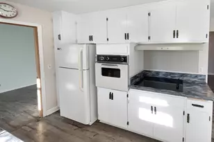 2306 Beam Ave, North Saint Paul, MN 55109 - Photo 9