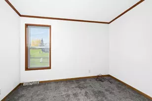 3908 Brian Rd, Duluth, MN 55803 - Photo 11