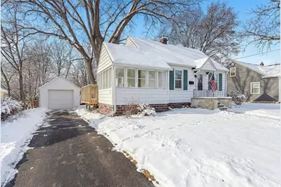 210 5th Avenue NE, Faribault, MN 55021 - Photo 1