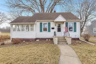 210 5th Ave NE, Faribault, MN 55021 - Photo 1