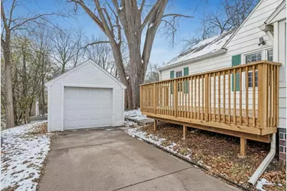 210 5th Avenue NE, Faribault, MN 55021 - Photo 3