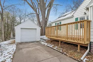 210 5th Ave NE, Faribault, MN 55021 - Photo 3