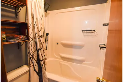 1523 1st Street E, Thief River Falls, MN 56701 - Photo 9