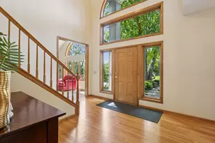 7810 W 95th St, Bloomington, MN 55438 - Photo 5