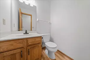 9130 Hidden Meadow Rd, Woodbury, MN 55125 - Photo 33