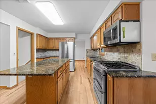 9130 Hidden Meadow Rd, Woodbury, MN 55125 - Photo 23