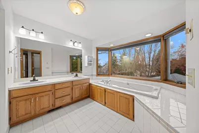 9130 Hidden Meadow Road, Woodbury, MN 55125 - Photo 39