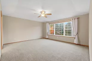 6449 Hedgecroft Ave S, Cottage Grove, MN 55016 - Photo 21