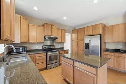 6449 Hedgecroft Avenue S, Cottage Grove, MN 55016 - Photo 13